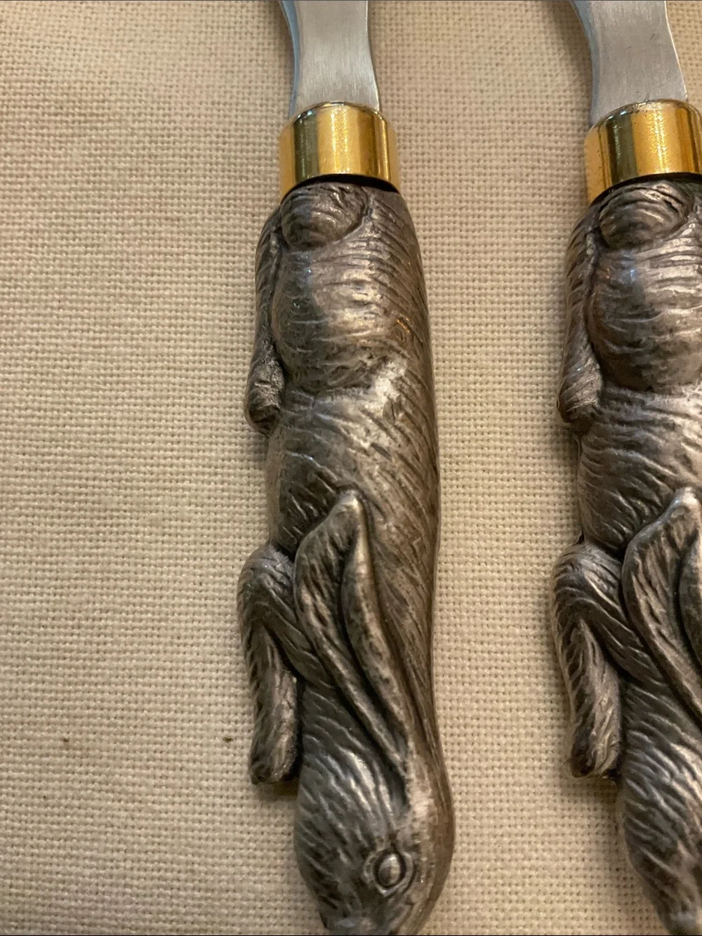 Set of 4 pewter BUNNY spreaders.  Great for Entertaining!  5”Stainless, like new